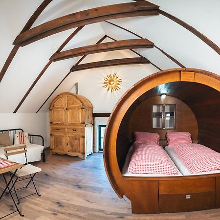 Winzerhof Kuessler - Weinviertel Hotel Stillfried Екстериор снимка