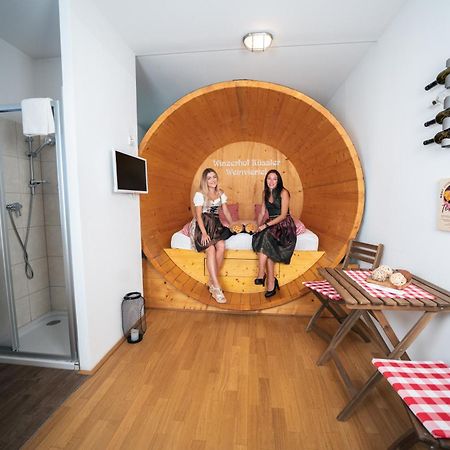 Winzerhof Kuessler - Weinviertel Hotel Stillfried Екстериор снимка