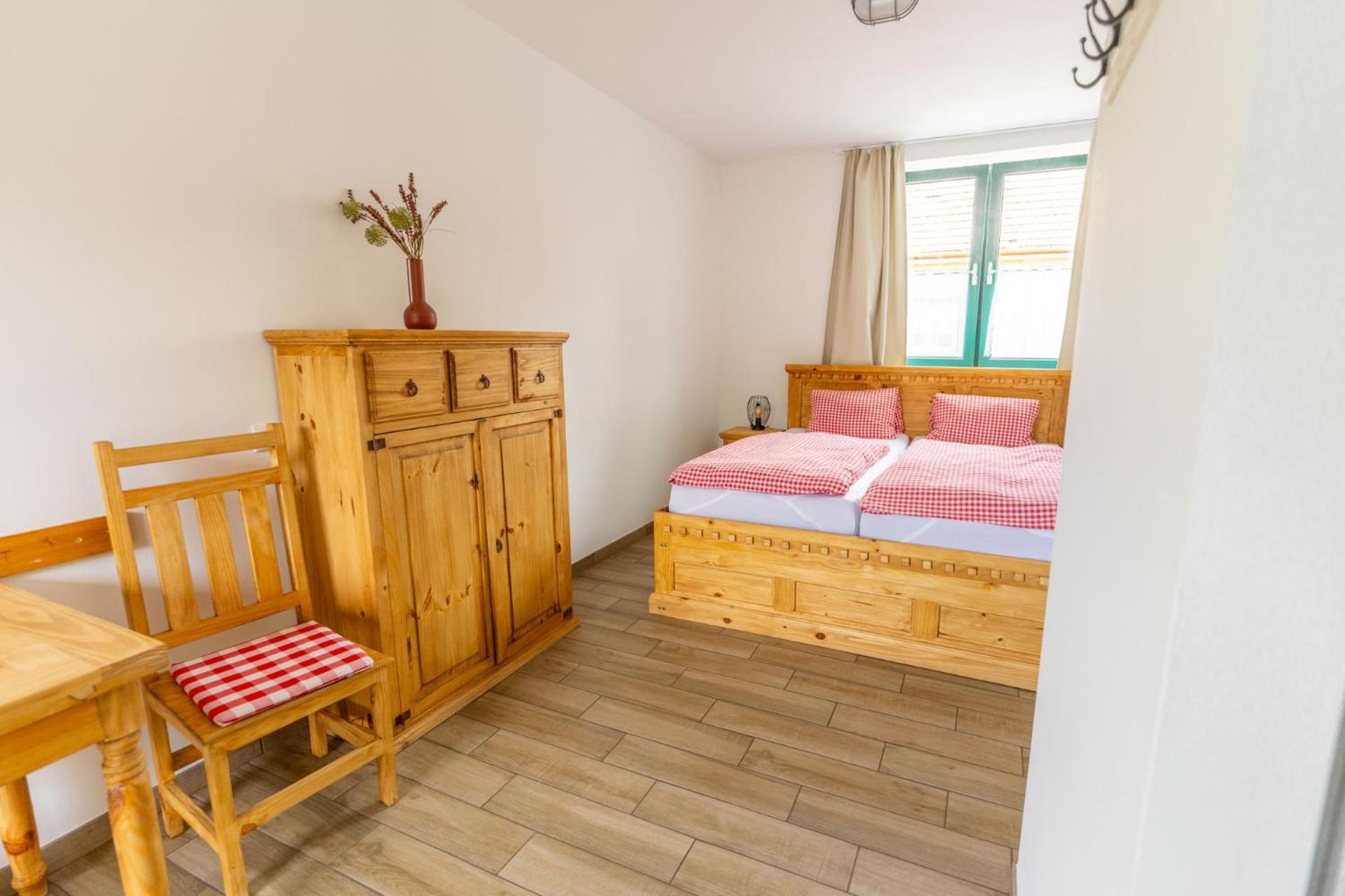 Winzerhof Kuessler - Weinviertel Hotel Stillfried Екстериор снимка