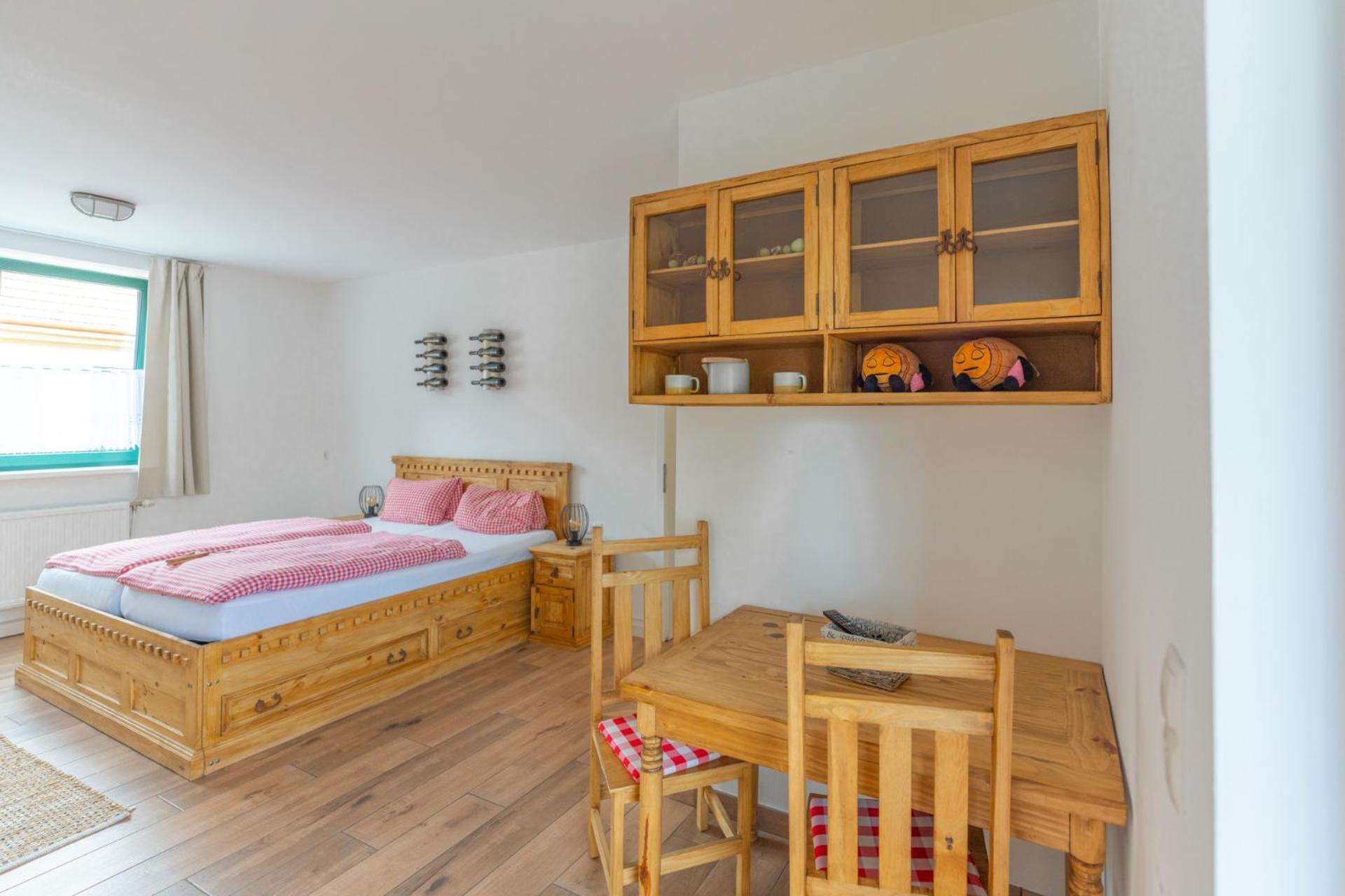 Winzerhof Kuessler - Weinviertel Hotel Stillfried Екстериор снимка