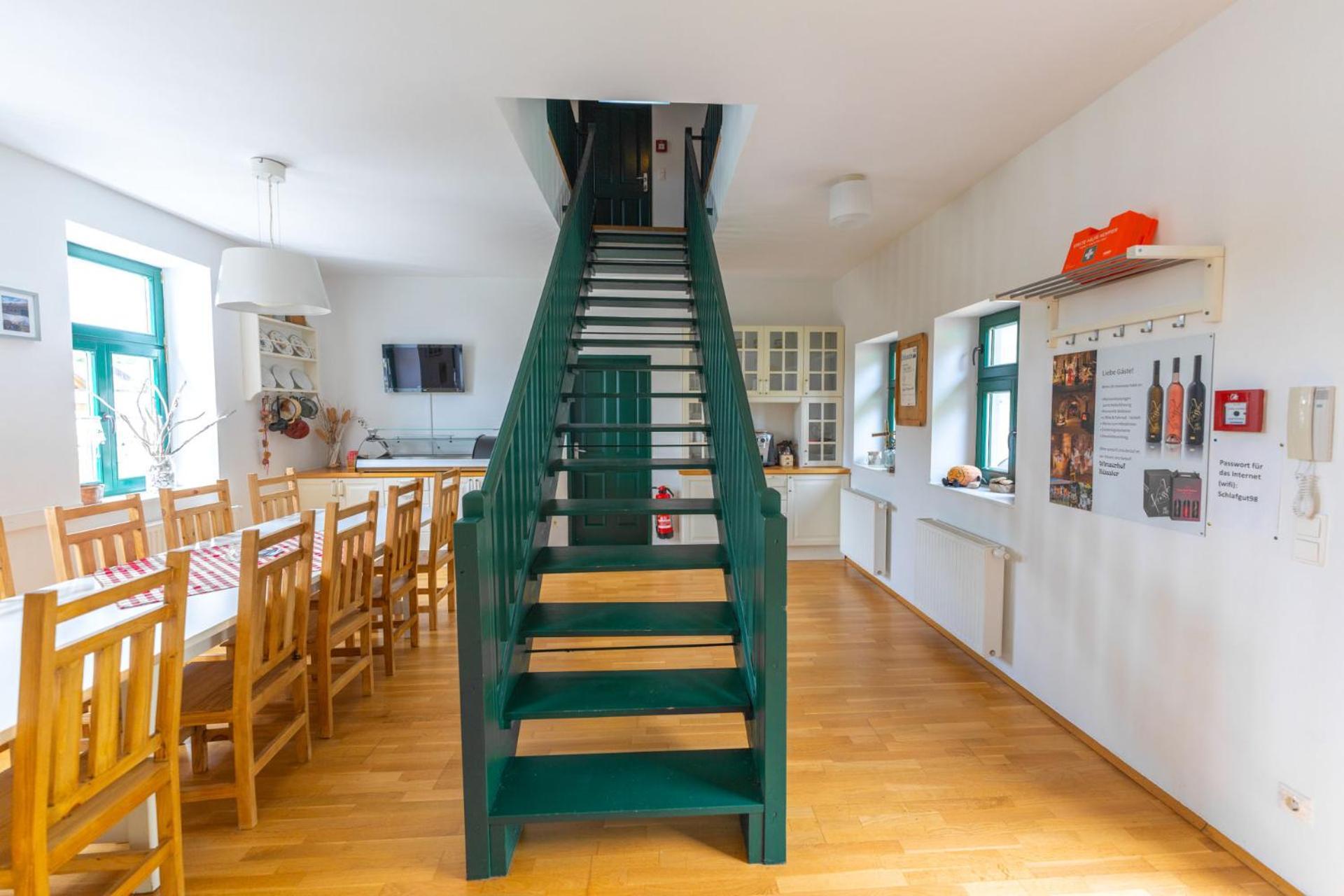 Winzerhof Kuessler - Weinviertel Hotel Stillfried Екстериор снимка